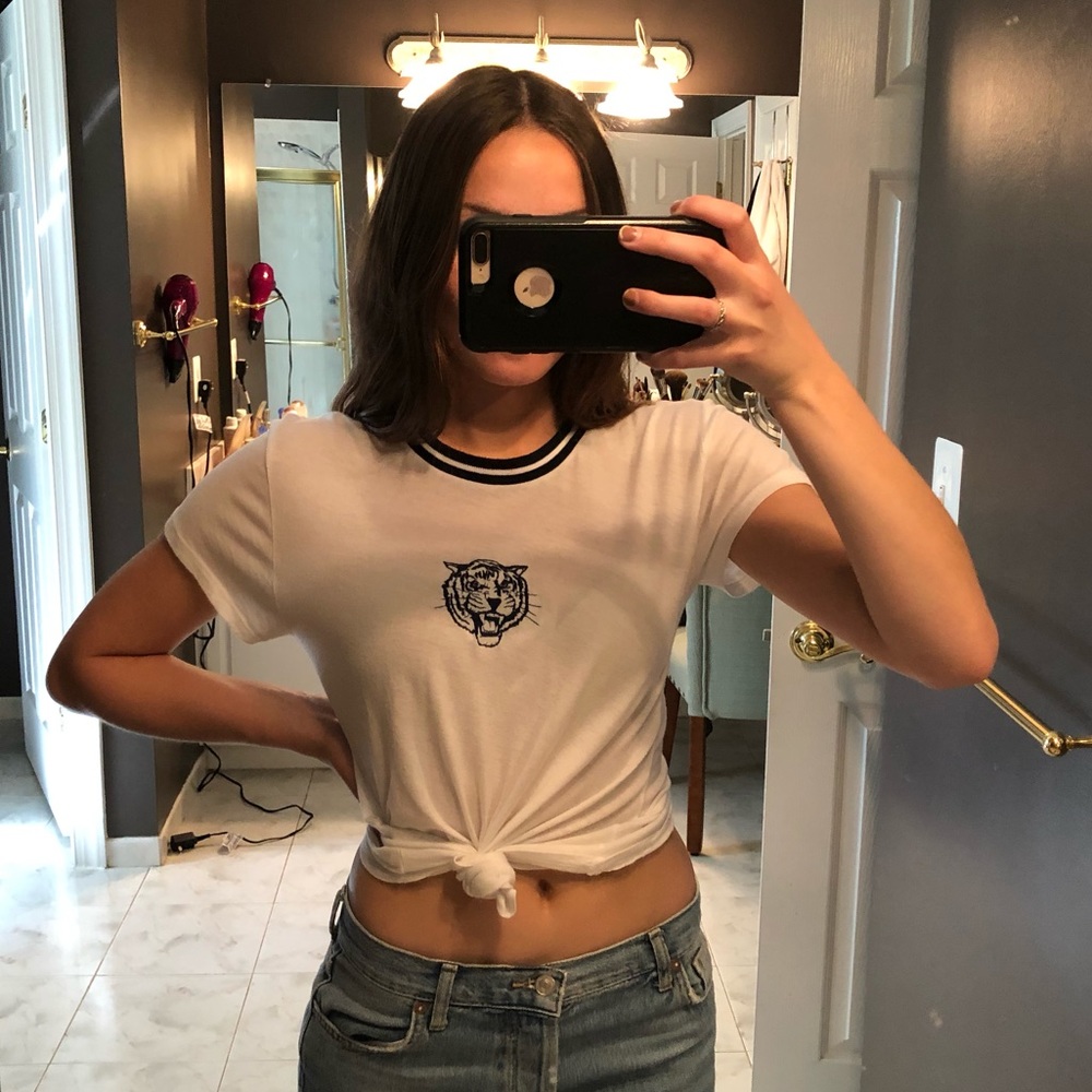 Tiger top